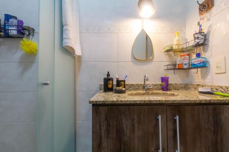 Casa à venda com 120m², 3 quartos e 2 vagasBanheiro 2