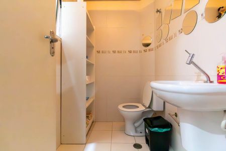 Casa à venda com 120m², 3 quartos e 2 vagasLavabo