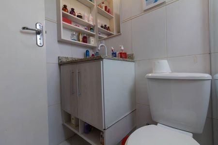 Casa à venda com 120m², 3 quartos e 2 vagasBanheiro 1