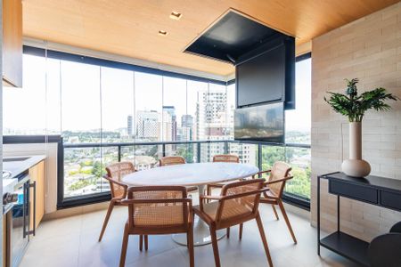 Sala de apartamento para alugar com 2 quartos, 112m² em Empresarial 18 do Forte, Barueri