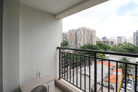 Varanda de apartamento à venda com 1 quarto, 40m² em Indianópolis, São Paulo