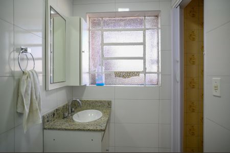 Casa à venda com 136m², 3 quartos e 3 vagasBanheiro Social