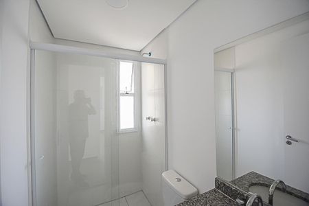 Apartamento para alugar com 71m², 3 quartos e 2 vagas Apartamento para alugar com 71m², 3 quartos e 2 vagasBanheiro
