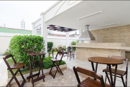 Apartamento para alugar com 71m², 3 quartos e 2 vagas Apartamento para alugar com 71m², 3 quartos e 2 vagasÁrea comum - Churrasqueira