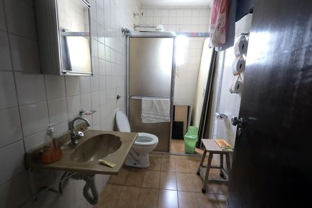Casa à venda com 248m², 4 quartos e 6 vagasBanheiro 3