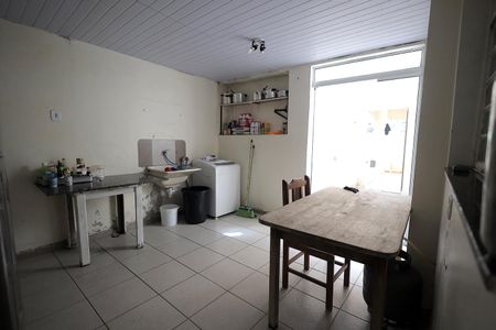 Casa à venda com 248m², 4 quartos e 6 vagasÁrea de Serviço