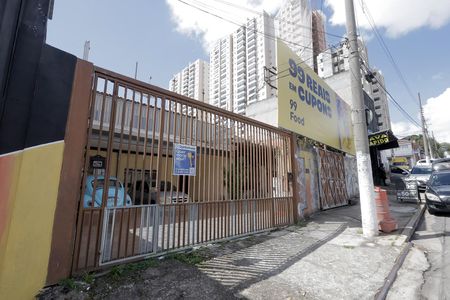 Casa à venda com 248m², 4 quartos e 6 vagasFachada