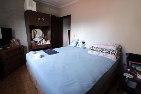 Casa à venda com 248m², 4 quartos e 6 vagasQuarto Suíte 2