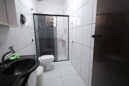 Casa à venda com 248m², 4 quartos e 6 vagasBanheiro