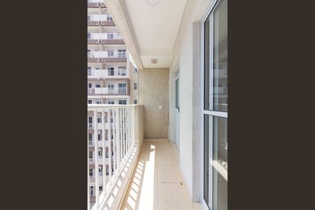 Sacada de apartamento para alugar com 2 quartos, 45m² em Quitaúna, Osasco