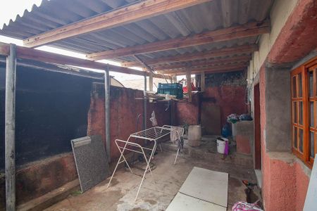 Casa à venda com 140m², 2 quartos e sem vaga