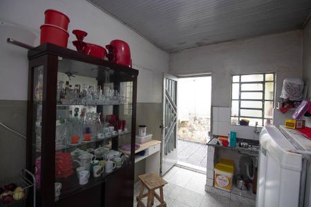 Casa à venda com 140m², 2 quartos e sem vaga Casa à venda com 140m², 2 quartos e sem vagaCozinha