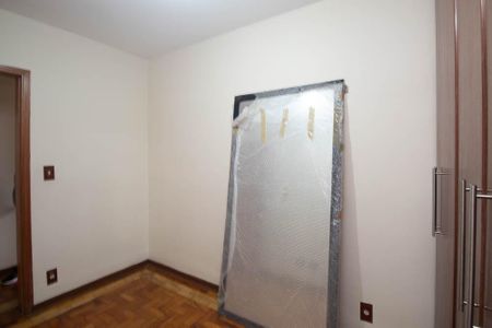 Casa à venda com 170m², 3 quartos e 2 vagasQuarto 3