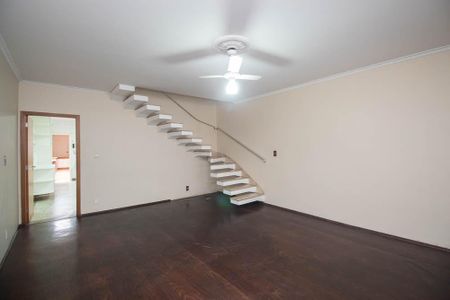 Sala de casa à venda com 3 quartos, 170m² em Parque Novo Mundo, São Paulo