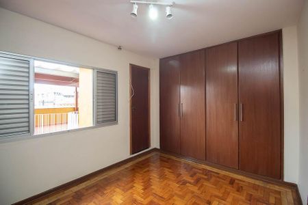 Casa à venda com 170m², 3 quartos e 2 vagasSuíte 