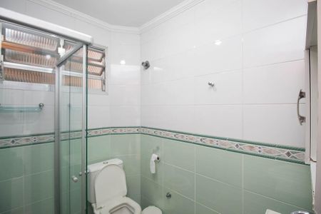 Casa à venda com 170m², 3 quartos e 2 vagasBanheiro 3