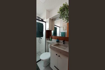Banheiro de apartamento à venda com 2 quartos, 42m² em Jardim Esmeraldina, Campinas