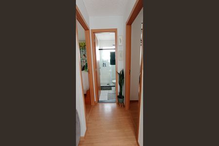 Banheiro de apartamento à venda com 2 quartos, 42m² em Jardim Esmeraldina, Campinas