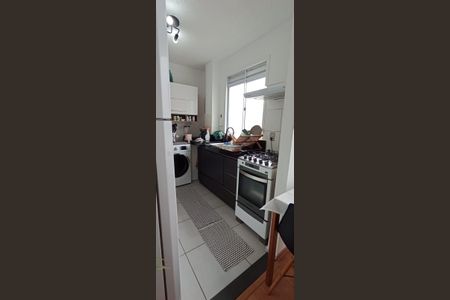 Apartamento à venda com 42m², 2 quartos e 1 vaga Apartamento à venda com 42m², 2 quartos e 1 vagaCozinha e Área de Serviço