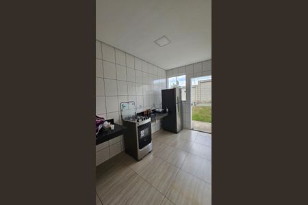 Apartamento à venda com 42m², 2 quartos e 1 vaga Apartamento à venda com 42m², 2 quartos e 1 vagaCozinha e Área de Serviço