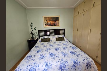 Casa à venda com 215m², 3 quartos e 2 vagas Casa à venda com 215m², 3 quartos e 2 vagasSuite