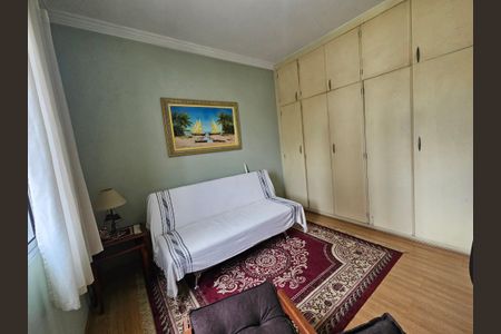Casa à venda com 215m², 3 quartos e 2 vagas Casa à venda com 215m², 3 quartos e 2 vagasQuarto 1