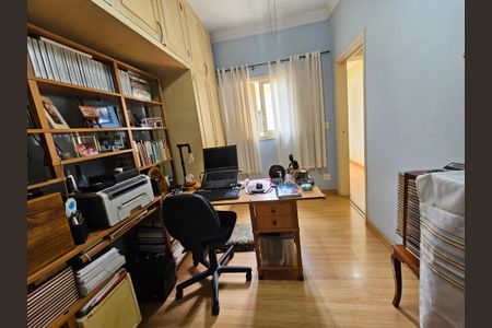 Casa à venda com 215m², 3 quartos e 2 vagas Casa à venda com 215m², 3 quartos e 2 vagasQuarto 2