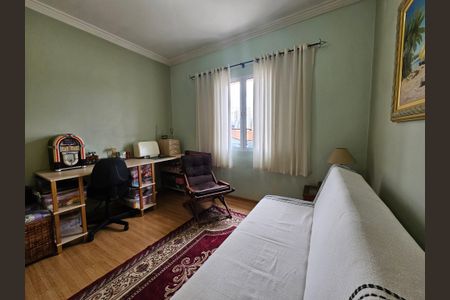 Casa à venda com 215m², 3 quartos e 2 vagas Casa à venda com 215m², 3 quartos e 2 vagasQuarto 1