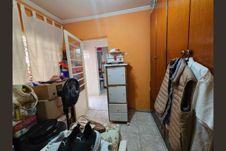 Casa à venda com 215m², 3 quartos e 2 vagas Casa à venda com 215m², 3 quartos e 2 vagasQuarto de Serviço