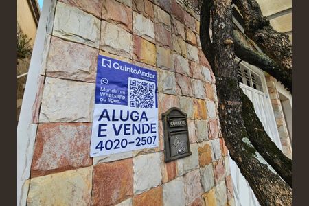 Casa à venda com 215m², 3 quartos e 2 vagas