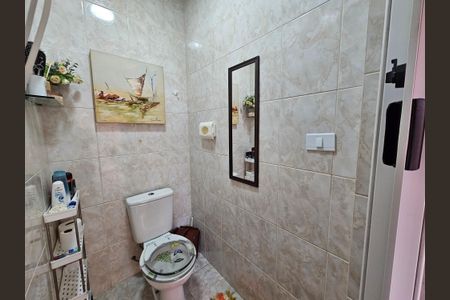 Casa à venda com 215m², 3 quartos e 2 vagas Casa à venda com 215m², 3 quartos e 2 vagasLavanderia