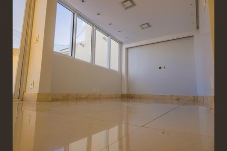 Sala 2 de apartamento para alugar com 2 quartos, 180m² em Cruzeiro Novo, Brasília