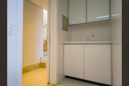 Apartamento para alugar com 180m², 2 quartos e 2 vagas Apartamento para alugar com 180m², 2 quartos e 2 vagasCozinha