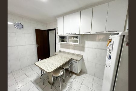 Casa para alugar com 175m², 3 quartos e 2 vagasCozinha