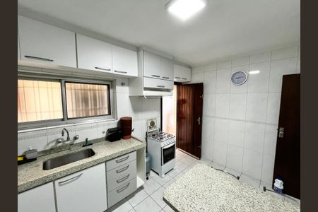 Casa para alugar com 175m², 3 quartos e 2 vagasCozinha