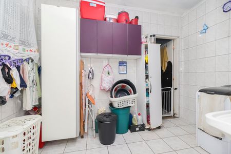 Casa à venda com 184m², 3 quartos e 3 vagasÁrea de Serviço