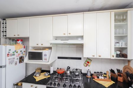 Casa à venda com 184m², 3 quartos e 3 vagasCozinha - Armários