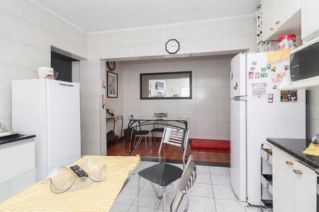 Casa à venda com 184m², 3 quartos e 3 vagasCozinha