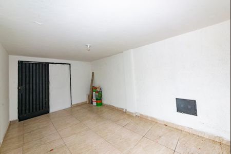 Casa à venda com 200m², 3 quartos e 1 vaga Casa à venda com 200m², 3 quartos e 1 vagaGaragem