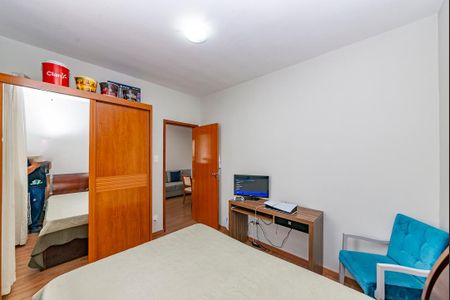 Casa à venda com 200m², 3 quartos e 1 vaga Casa à venda com 200m², 3 quartos e 1 vagaQuarto 3