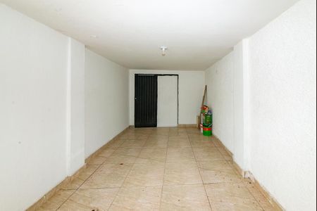 Casa à venda com 200m², 3 quartos e 1 vaga Casa à venda com 200m², 3 quartos e 1 vagaGaragem