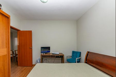 Casa à venda com 200m², 3 quartos e 1 vaga Casa à venda com 200m², 3 quartos e 1 vagaQuarto 3