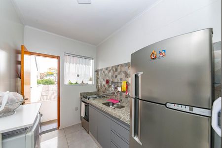 Casa à venda com 200m², 3 quartos e 1 vaga Casa à venda com 200m², 3 quartos e 1 vagaCozinha