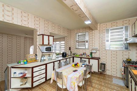 Casa de condomínio à venda com 227m², 3 quartos e 2 vagas Casa de condomínio à venda com 227m², 3 quartos e 2 vagasCozinha