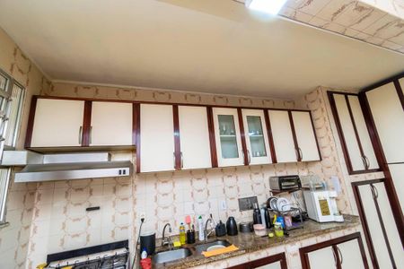 Casa de condomínio à venda com 227m², 3 quartos e 2 vagas Casa de condomínio à venda com 227m², 3 quartos e 2 vagasCozinha - Armários