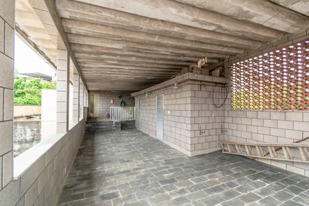 Casa de condomínio à venda com 227m², 3 quartos e 2 vagas Casa de condomínio à venda com 227m², 3 quartos e 2 vagasTerraço