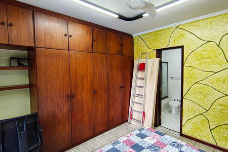 Casa de condomínio à venda com 520m², 6 quartos e 3 vagas Casa de condomínio à venda com 520m², 6 quartos e 3 vagasquarto 2 suite