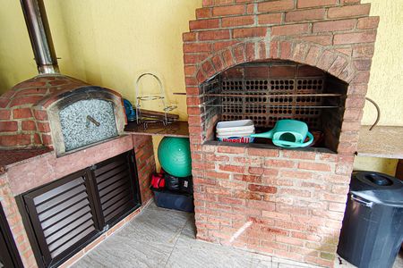 Casa de condomínio à venda com 520m², 6 quartos e 3 vagas Casa de condomínio à venda com 520m², 6 quartos e 3 vagaschurrasqueira