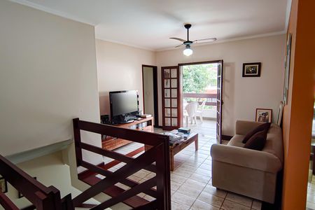 Casa de condomínio à venda com 520m², 6 quartos e 3 vagas Casa de condomínio à venda com 520m², 6 quartos e 3 vagashall