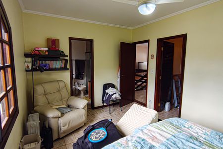 Casa de condomínio à venda com 520m², 6 quartos e 3 vagas Casa de condomínio à venda com 520m², 6 quartos e 3 vagasquarto 5 suite master